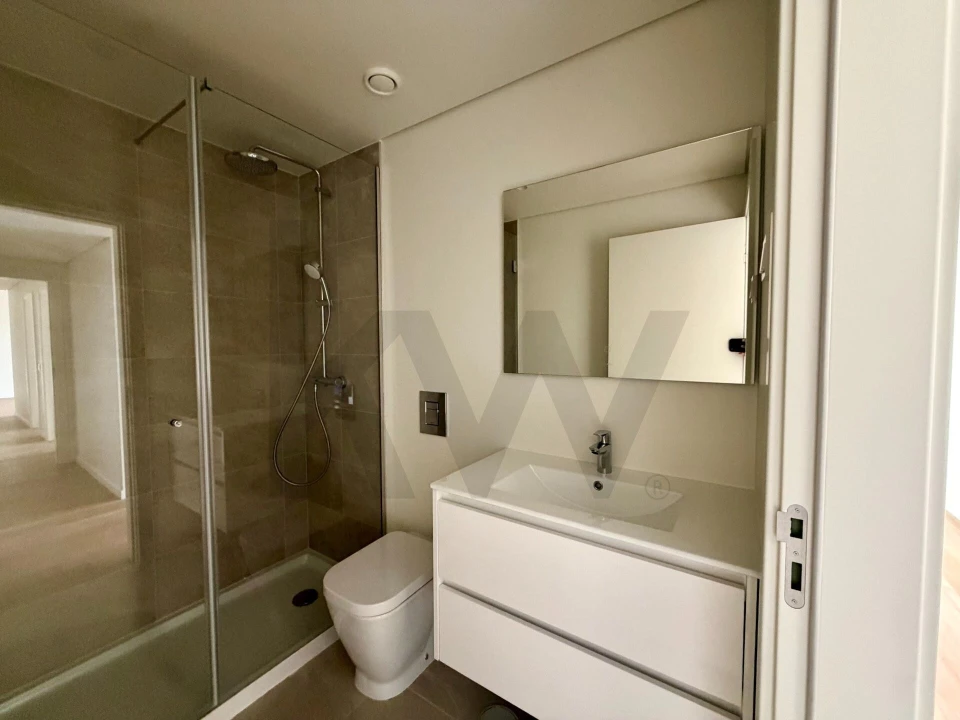 Apartamento T3 para Venda em Algés, Linda-A-Velha e Cruz Quebrada-Dafundo Foto 14