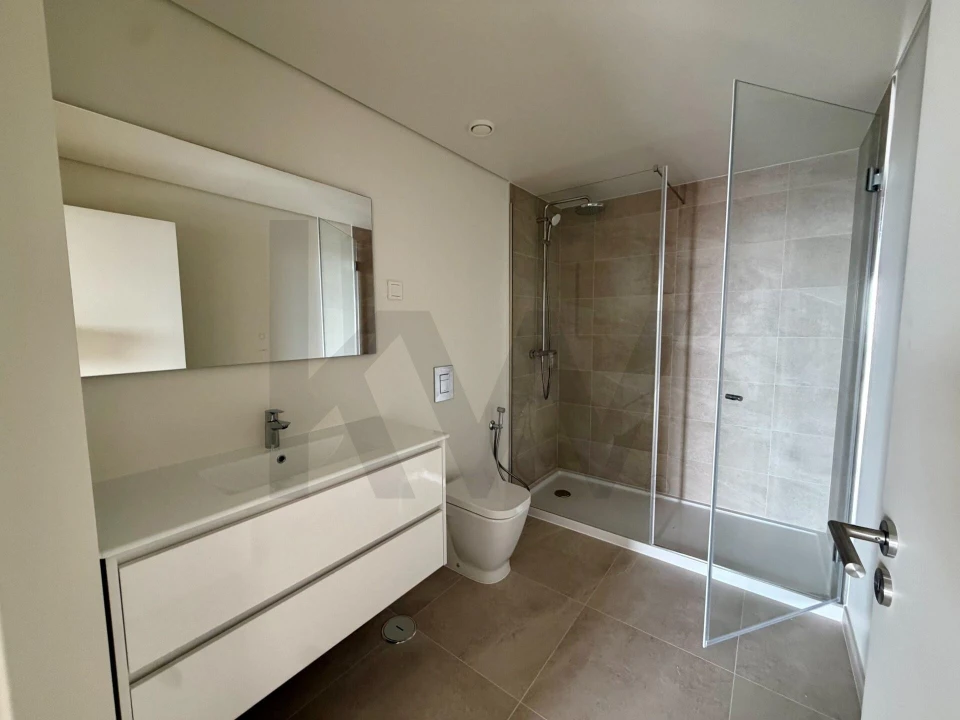 Apartamento T3 para Venda em Algés, Linda-A-Velha e Cruz Quebrada-Dafundo Foto 20