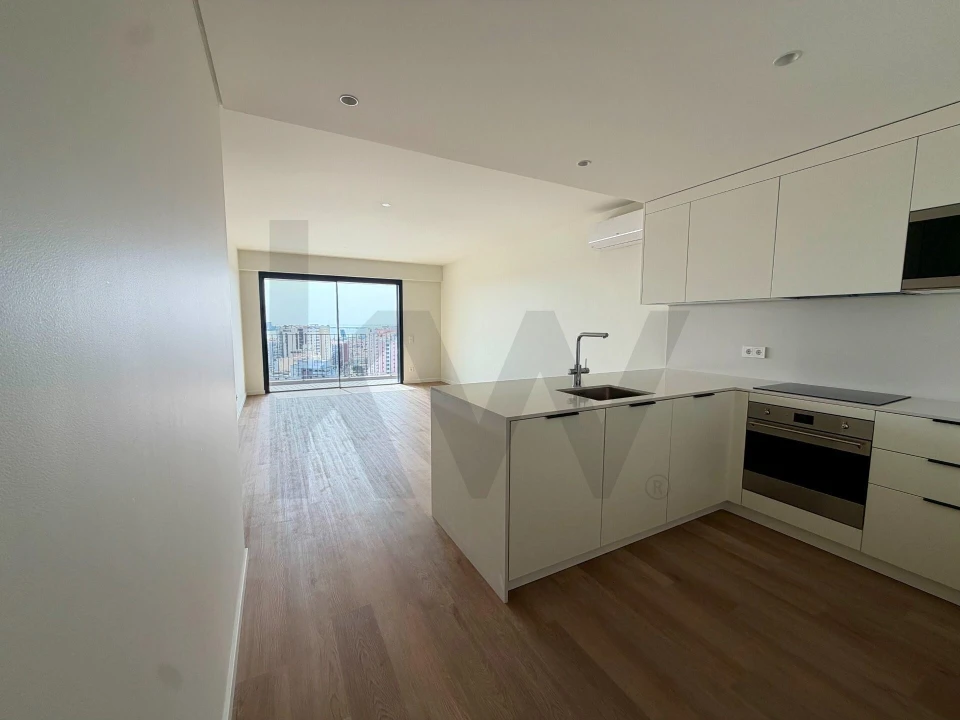 Apartamento T3 para Venda em Algés, Linda-A-Velha e Cruz Quebrada-Dafundo Foto 4