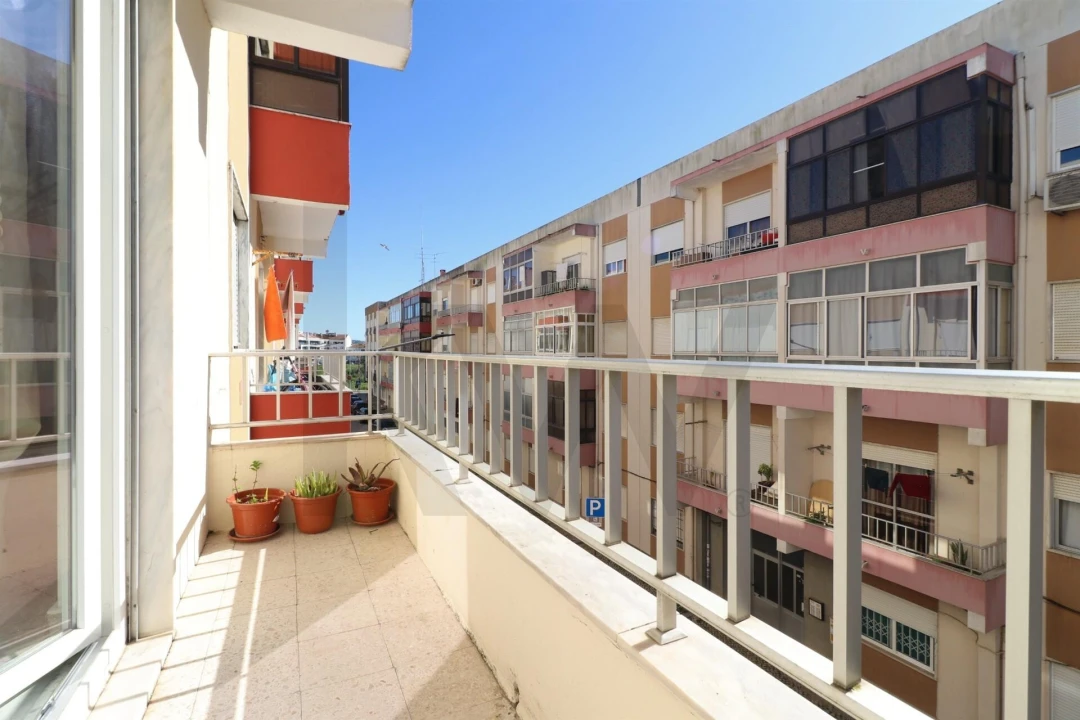 Apartamento T2 para Venda em Pinhal Novo Foto 10