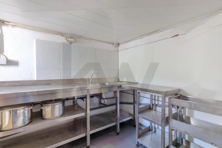 Loja para Arrendamento em Romeira e Várzea Foto 17