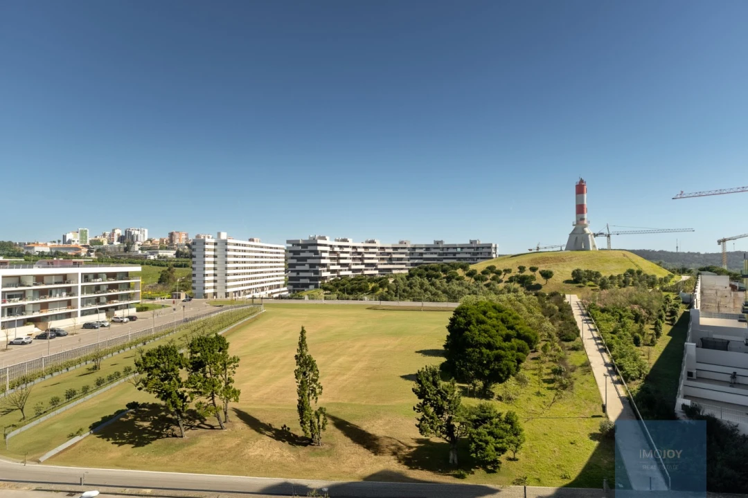 Apartamento T3 para Venda em Carnaxide e Queijas Foto 1