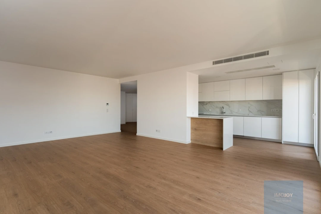 Apartamento T3 para Venda em Carnaxide e Queijas Foto 7