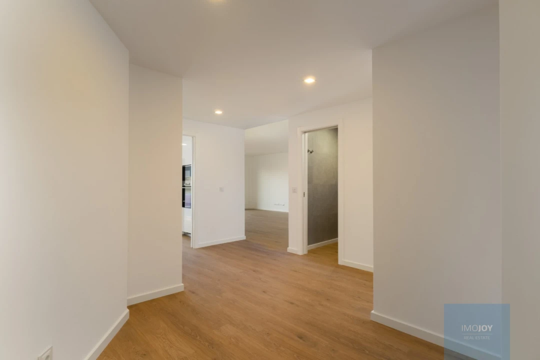 Apartamento T3 para Venda em Carnaxide e Queijas Foto 14