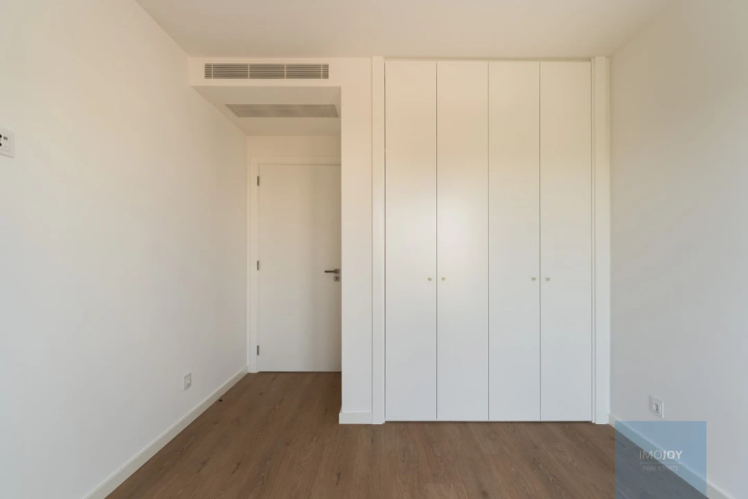 Apartamento T3 para Venda em Carnaxide e Queijas Foto 17