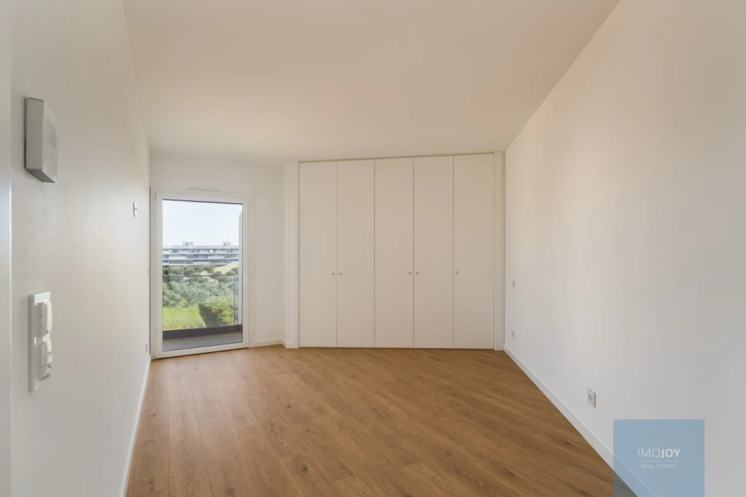 Apartamento T3 para Venda em Carnaxide e Queijas Foto 19