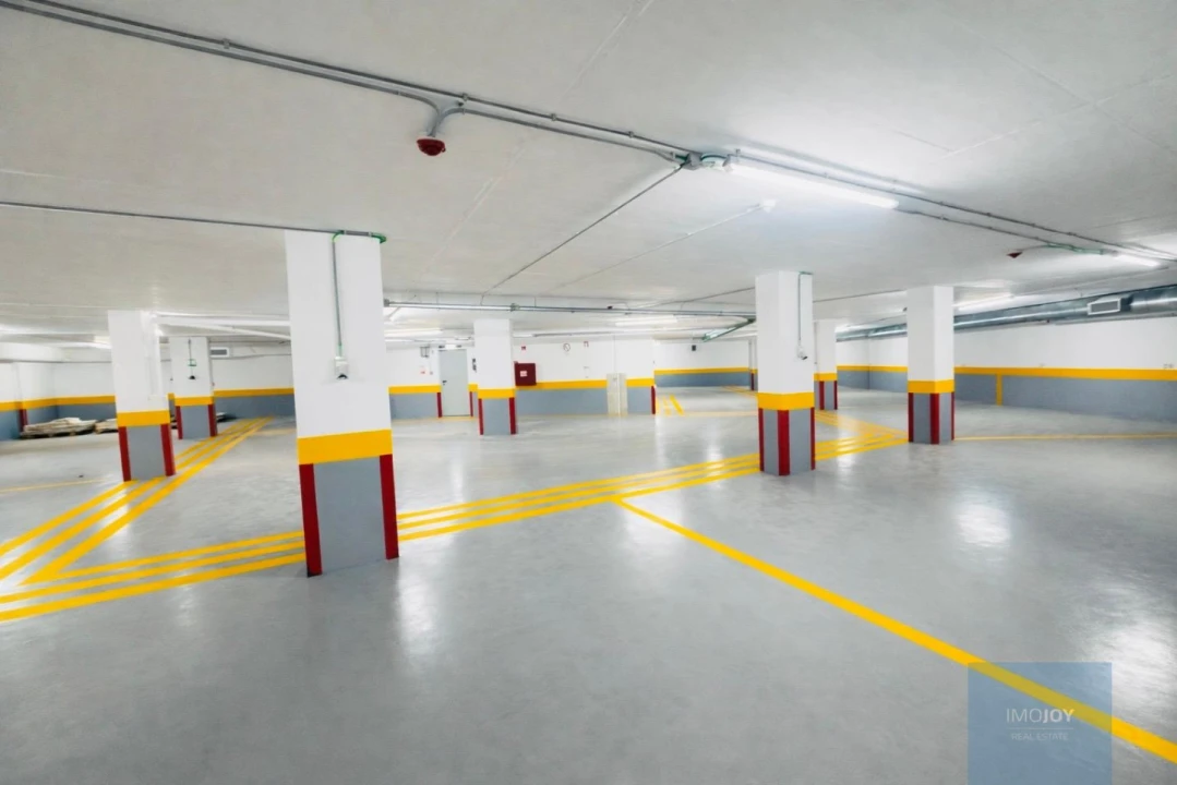 Apartamento T3 para Venda em Carnaxide e Queijas Foto 29