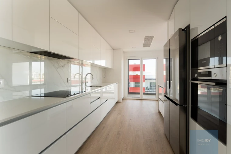 Apartamento T3 para Venda em Carnaxide e Queijas Foto 8