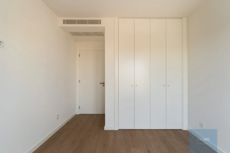 Apartamento T3 para Venda em Carnaxide e Queijas Foto 17