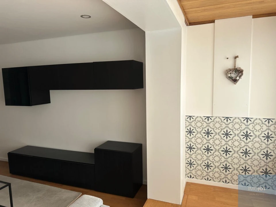 Apartamento T2 para Arrendamento em Lordelo do Ouro e Massarelos Foto 6