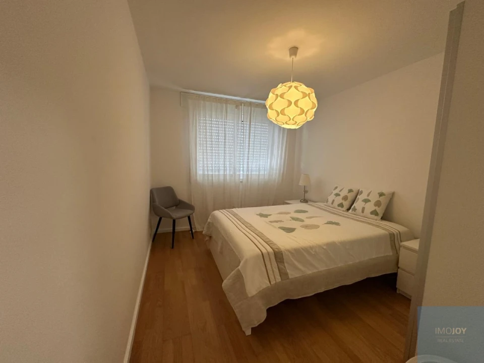 Apartamento T2 para Arrendamento em Lordelo do Ouro e Massarelos Foto 27