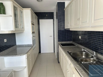 Apartamento T2 para Arrendamento em Lordelo do Ouro e Massarelos