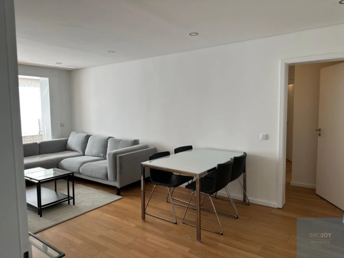 Apartamento T2 para Arrendamento em Lordelo do Ouro e Massarelos Foto 5