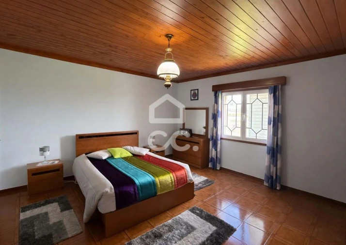 Moradia T5 para Venda em Arrifes Foto 20