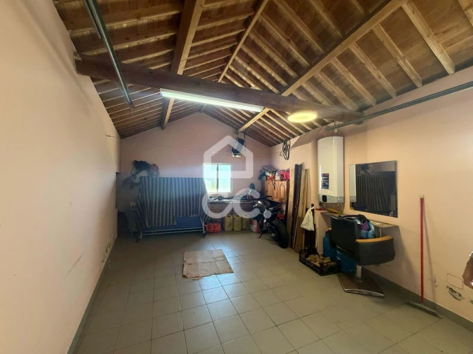 Moradia T5 para Venda em Arrifes Foto 28