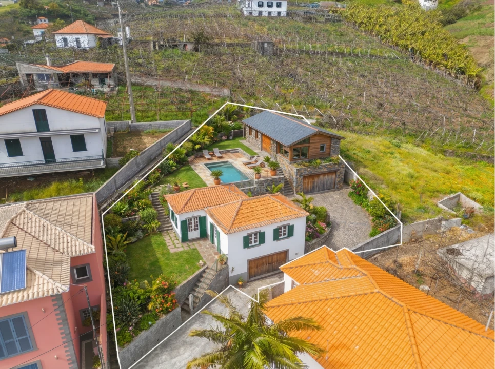 Terreno para Venda em Estreito de Camara de Lobos Foto 13