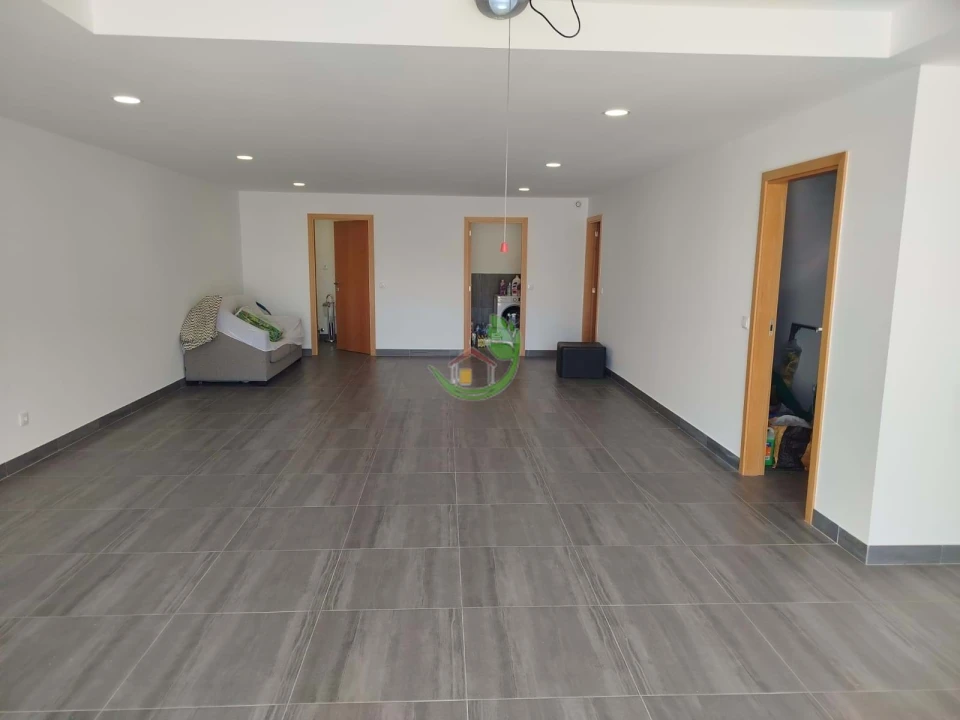 Moradia T3 para Venda em Turiz Foto 26