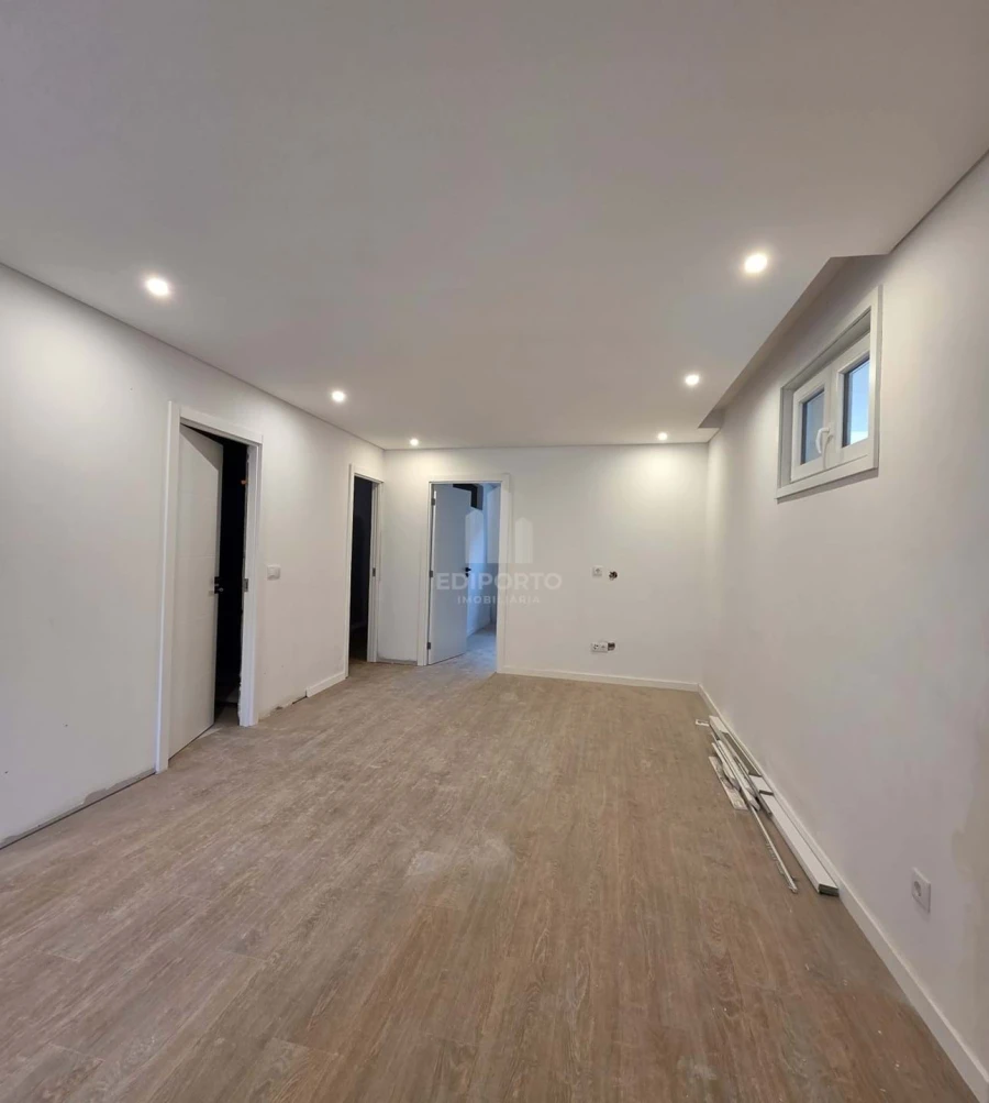 Moradia T2 para Venda em Rio Tinto Foto 6