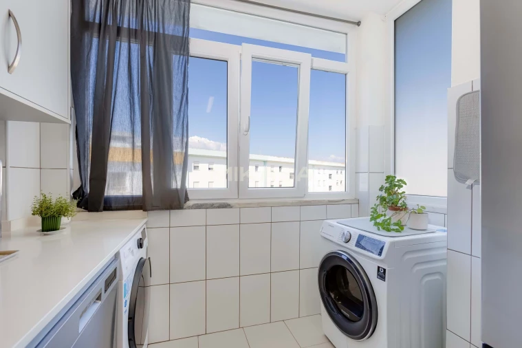 Apartamento T3 para Venda em Lagos (São Sebastião e Santa Maria) Foto 8