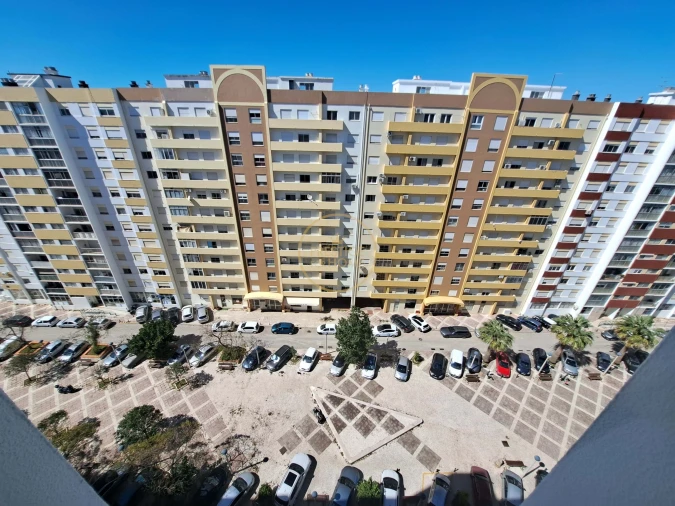 Apartamento T3 para Venda em Faro (Sé e São Pedro) Foto 26