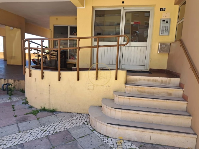 Apartamento T3 para Venda em Faro (Sé e São Pedro) Foto 8