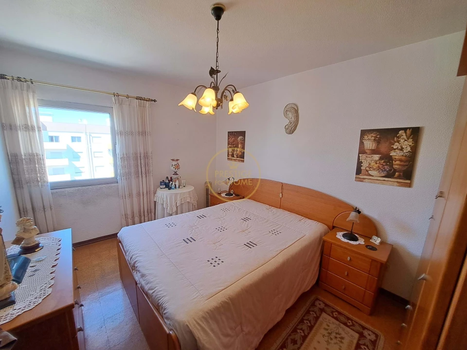 Apartamento T3 para Venda em Faro (Sé e São Pedro) Foto 5