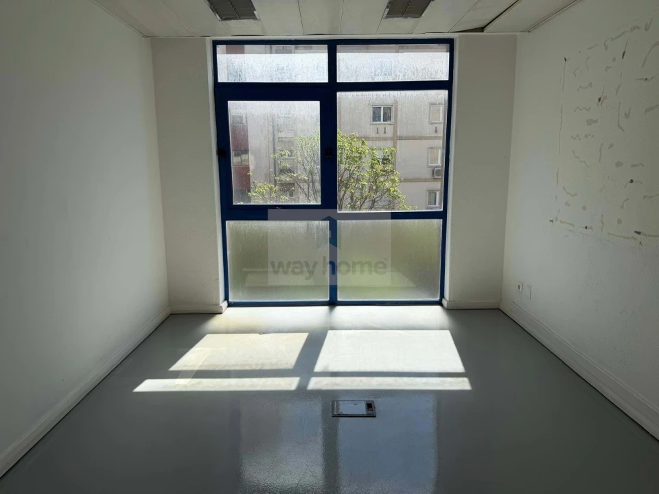 Negócio para Arrendamento em Avenidas Novas Foto 8