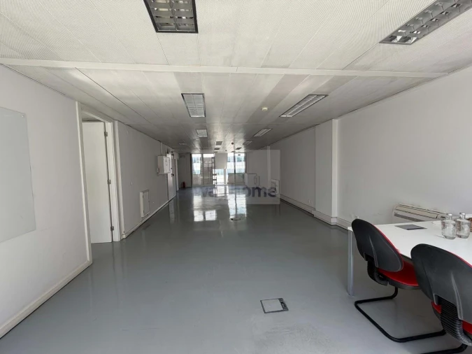 Negócio para Arrendamento em Avenidas Novas Foto 18