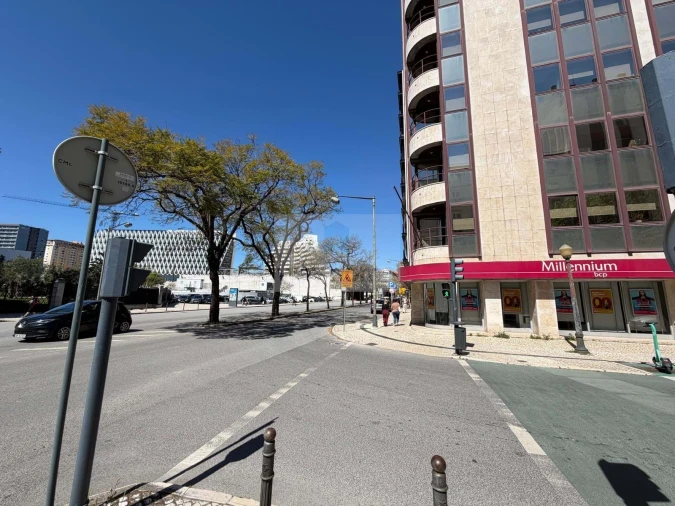 Negócio para Arrendamento em Avenidas Novas Foto 20