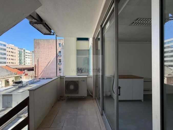 Negócio para Arrendamento em Avenidas Novas Foto 16