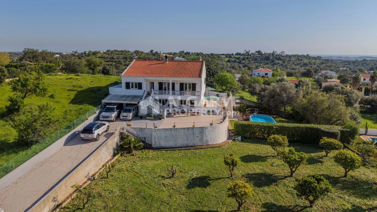 Moradia T5 para Venda em Boliqueime Foto 40