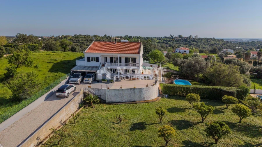 Moradia T5 para Venda em Boliqueime Foto 40