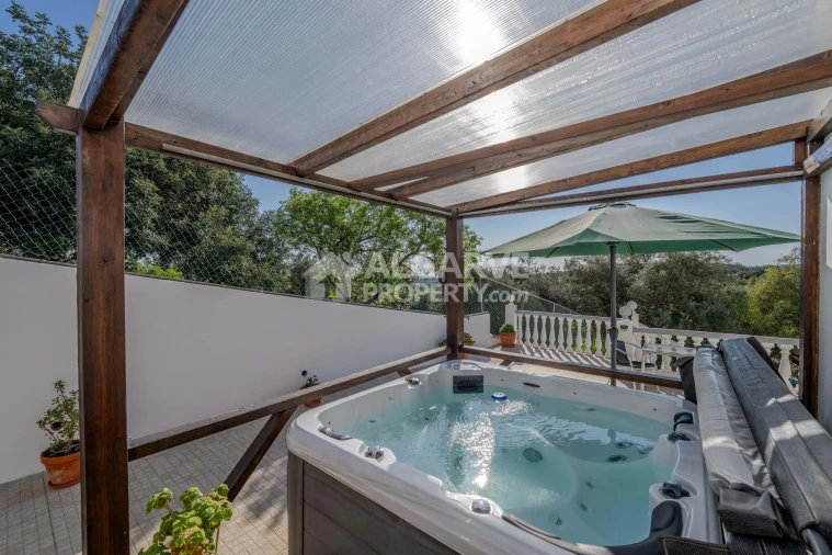 Moradia T5 para Venda em Boliqueime Foto 11