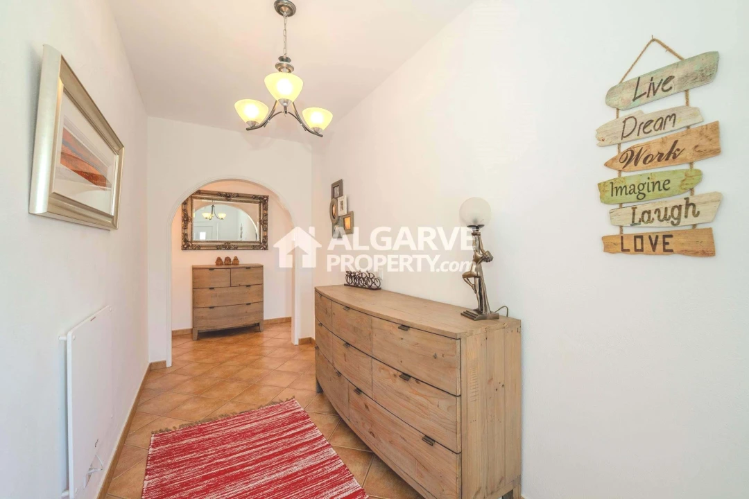 Moradia T5 para Venda em Boliqueime Foto 18