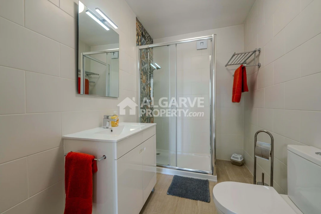 Moradia T5 para Venda em Boliqueime Foto 7