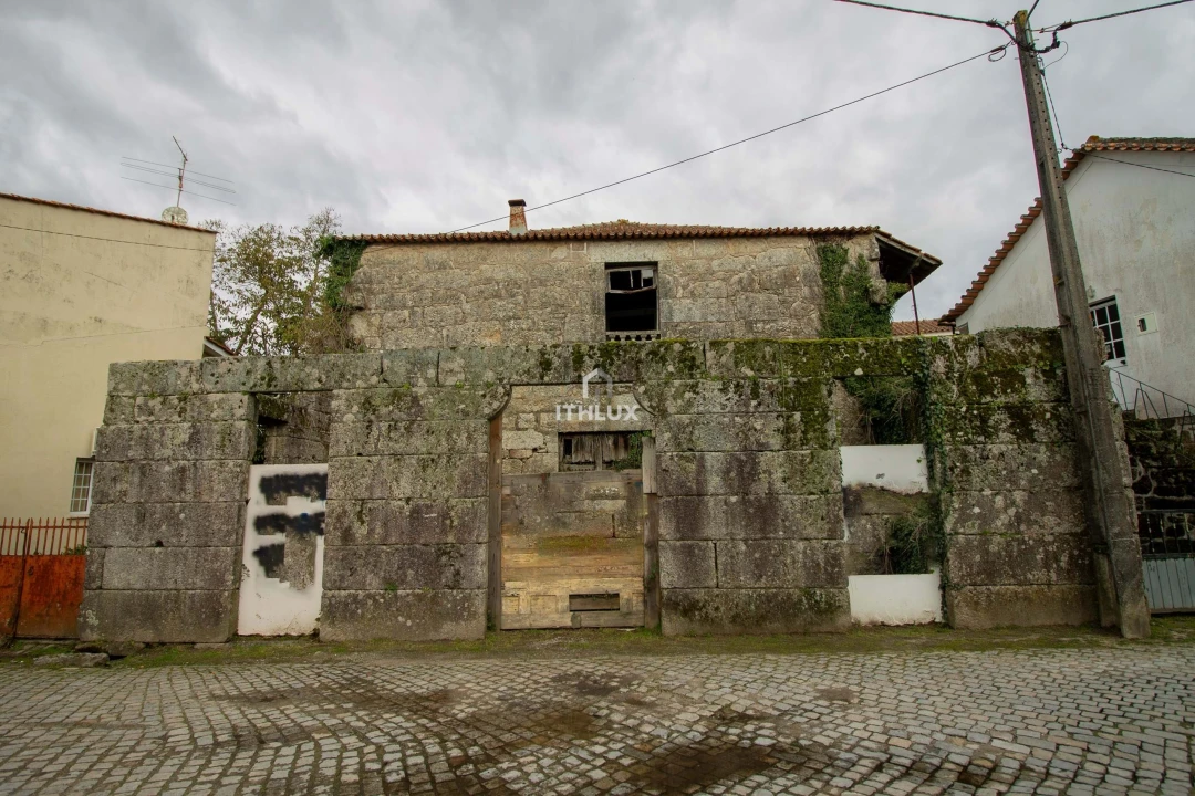 Moradia T3 para Venda em Canas de Senhorim Foto 2