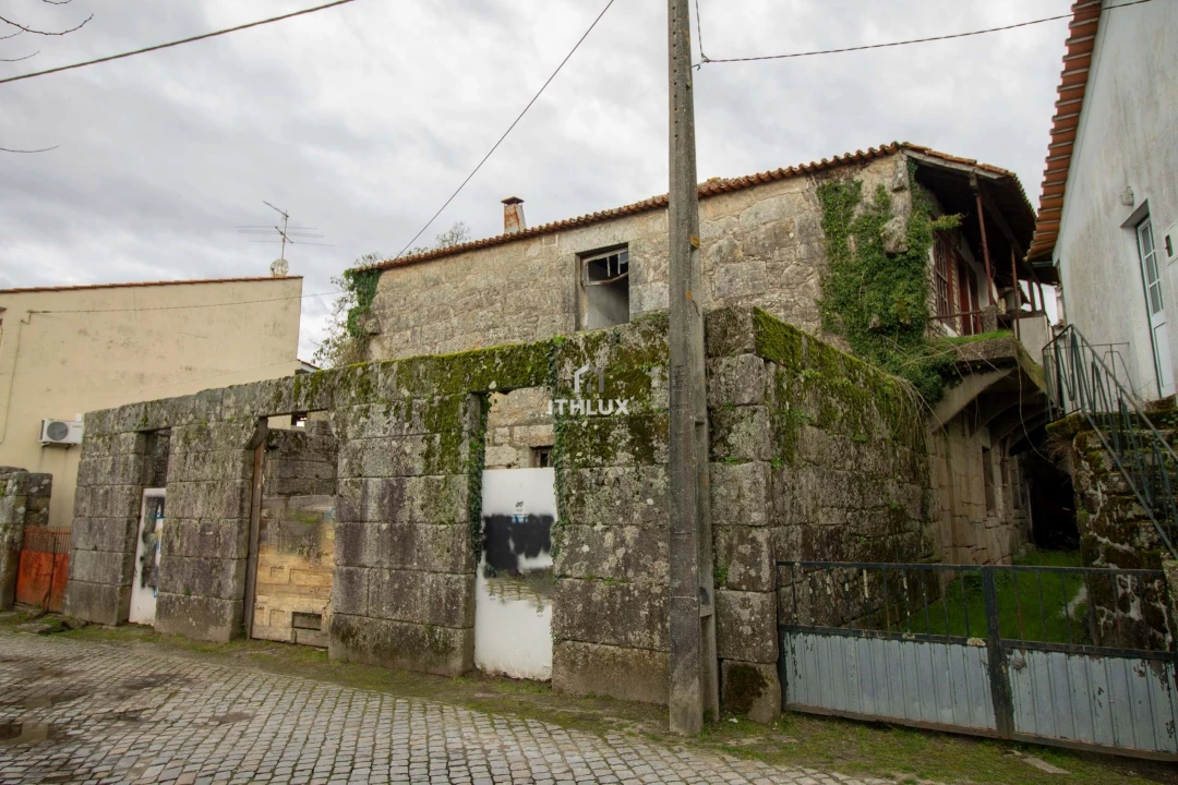 Moradia T3 para Venda em Canas de Senhorim Foto 8