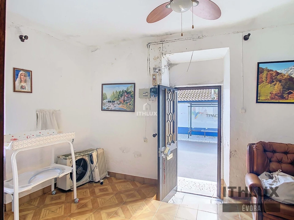 Moradia T1 para Venda em Ciladas Foto 6