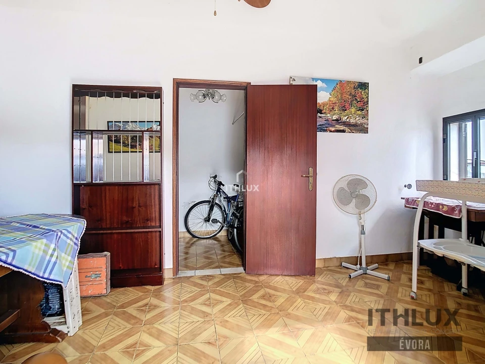 Moradia T1 para Venda em Ciladas Foto 5