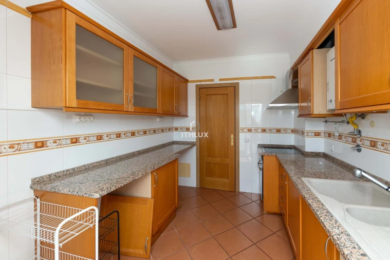 Apartamento T3 para Venda em Bacelo e Senhora da Saúde Foto 4