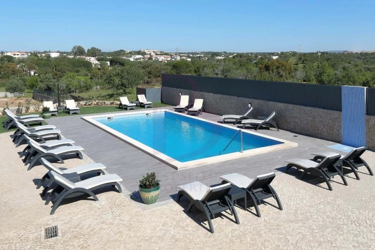 Moradia T10 para Venda em Albufeira e Olhos de Água Foto 2