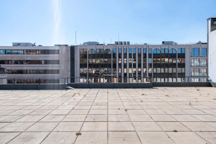 Apartamento T3 para Venda em Santo António Foto 21