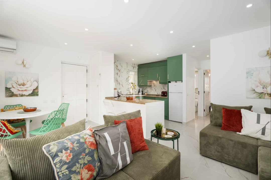 Apartamento T2 para Arrendamento férias em Quarteira Foto 21