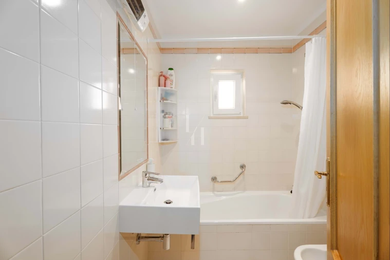 Apartamento T2 para Venda em Quarteira Foto 15