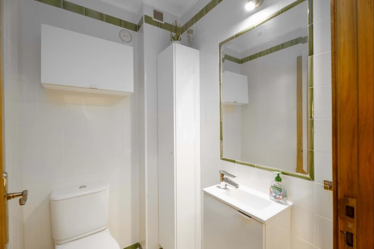 Apartamento T2 para Venda em Quarteira Foto 10