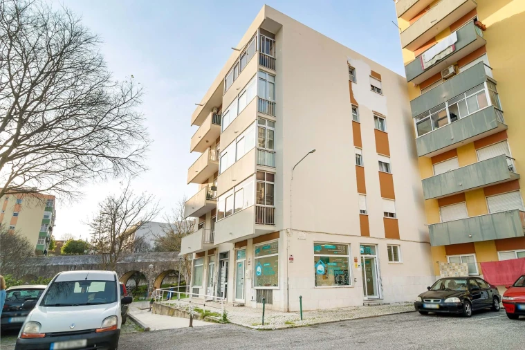 Apartamento T2 para Venda em Póvoa de Santa Iria e Forte da Casa Foto 24