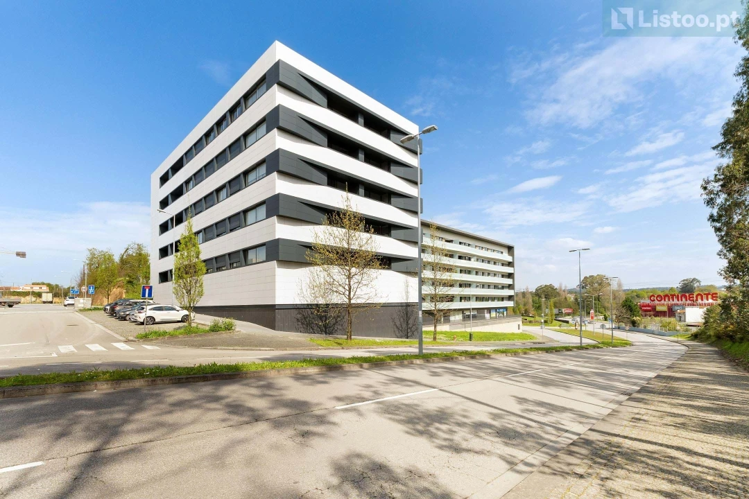 Apartamento T3 para Venda em Cidade da Maia Foto 1