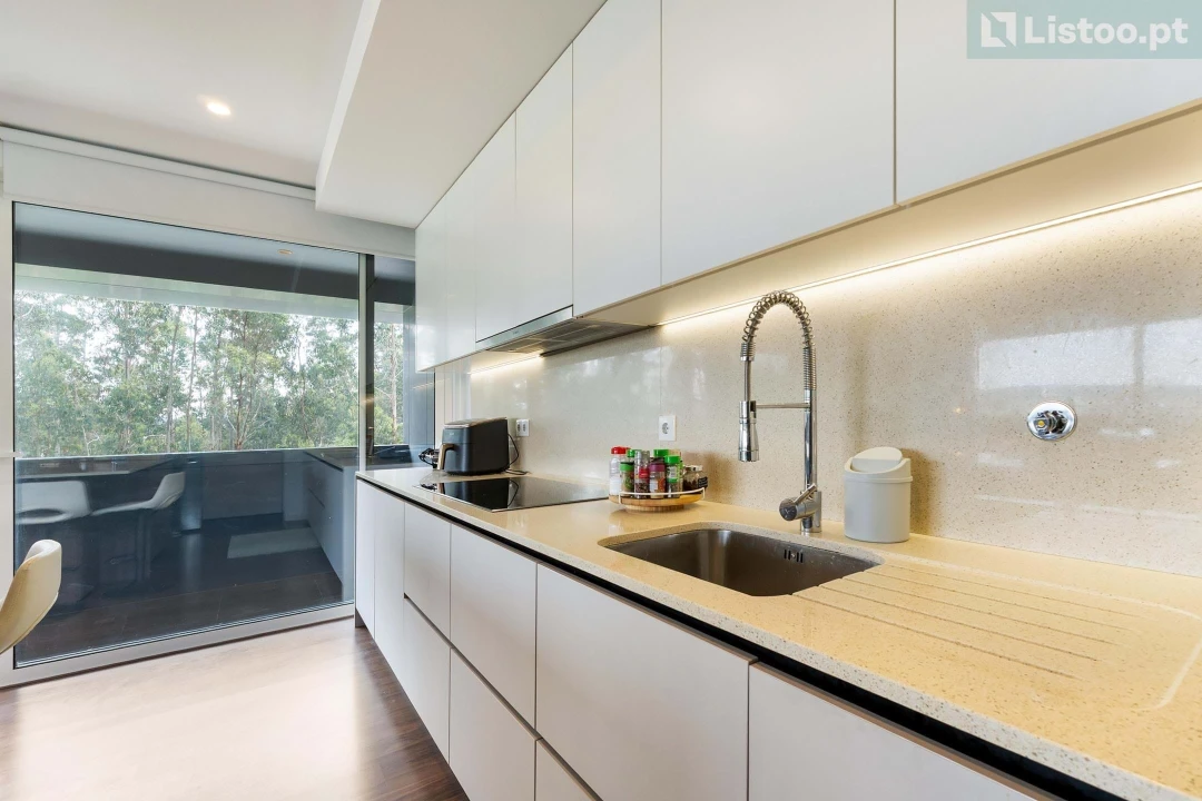 Apartamento T3 para Venda em Cidade da Maia Foto 9