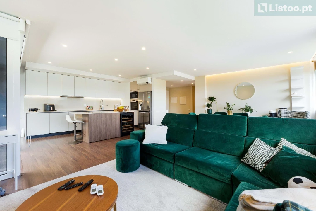 Apartamento T3 para Venda em Cidade da Maia Foto 8