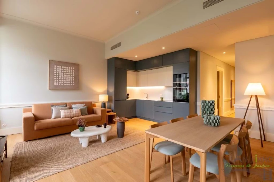 Apartamento T2 para Venda em Santa Maria Maior Foto 1